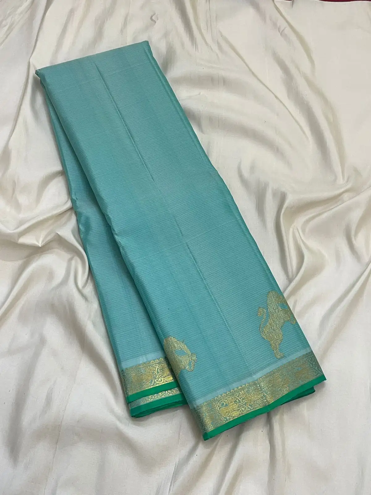 Floral Vaira Oosi Kanchipuram Bridal Silk Saree